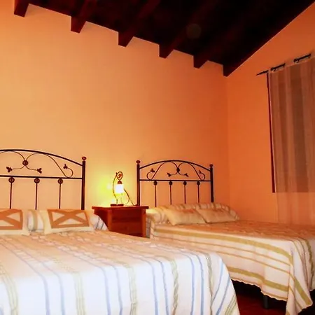 Cerezos Bárcena de Cicero