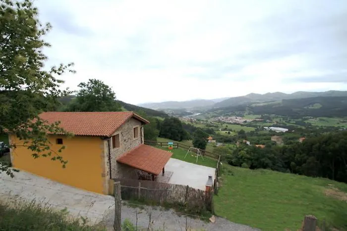 Ferienhaus Cerezos Bárcena de Cicero